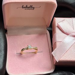 ANEL SOLITÁRIO ARIEL - BANHADO A OURO18k - 0605 - Labelly Alianças