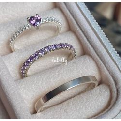 PAR DE ALIANÇAS PURPLE - COM ANEL SOLITÁRIO MINI L... - Labelly Alianças