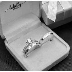 PAR DE ALIANÇAS 3’MM FOSCA NO CANTO - COM ANEL SOL... - Labelly Alianças