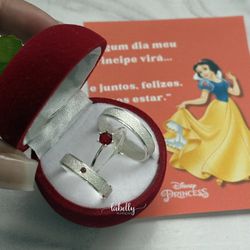 ALIANÇAS BRANCA DE NEVE 4MM - COM ANEL SOLITÁRIO I... - Labelly Alianças