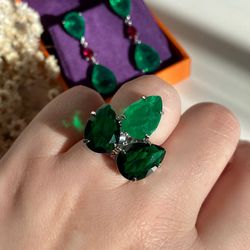 Anel 3 Gotas Verde Esmeralda Banho Ródio Branco - LACARMEN