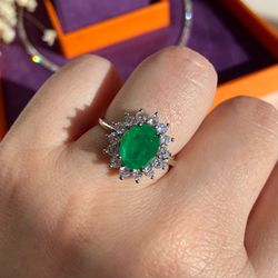 Anel Oval Cravção Verde Esmeralda - LACARMEN