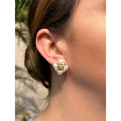 Brinco Inspiração Pérola e Flor Camélia - LACARMEN