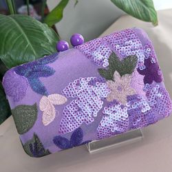 Bolsa Clutch Bordada Lilas - LACARMEN