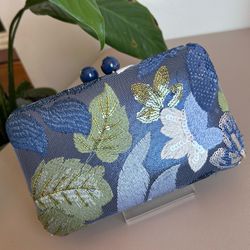 Bolsa Clutch Bordada Azul - LACARMEN