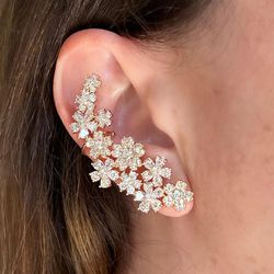 Brinco EarCuff Luxo Flores de Zircônia - LACARMEN