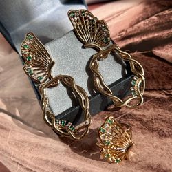 Conjunto Brinco e Anel Borboleta Detalhes Verdes - LACARMEN