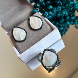 Conjunto Brinco e Anel Madre Pérola Ródio Negro - LACARMEN