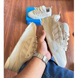 Tênis Adidas Originals Adi2000 Bege - AD2000BEGE - LA CASA DO DROP