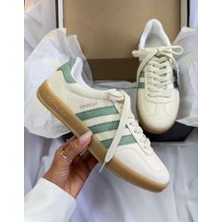 Tênis Adidas Gazelle Indoor Bege Verde - GZ-BEGEVE... - LA CASA DO DROP