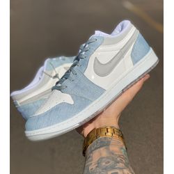 Tênis Nike Air Jordan 1 Low Cinza Azul Jeans Claro... - LA CASA DO DROP