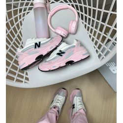 Tênis New Balance Feminino 1000 Off Rosa - MILROS... - LA CASA DO DROP