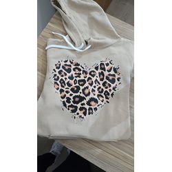 Moletom Gola Canguru com Capuz Coração Print - Beg... - LA CASA DO DROP