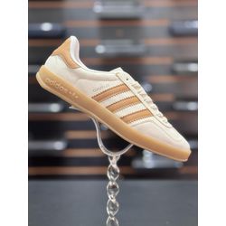 Tênis Adidas Gazelle Indoor Bege Caramelo - GA202 - LA CASA DO DROP