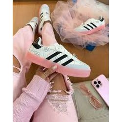 Tênis Adidas Feminino Sambae Hello Kitty Branco Pr... - LA CASA DO DROP