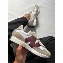 Tênis Casual Feminino New Balance 327 V1 - Off com... - LA CASA DO DROP