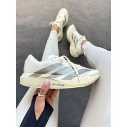 Tênis Feminino Adidas Adizero Evo SL - Creme Prata... - LA CASA DO DROP