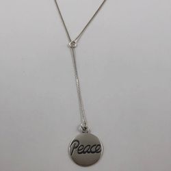 Gargantilha Gravata com Pingente Peace em Prata 925