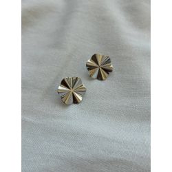 Brinco Flor Pétalas Raiadas em Aço Inox Prata - BF... - LDSEMIJOIAS