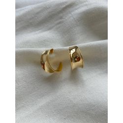 Brinco C-Hoop Escultural Banhado em Ouro 18k - B-8... - LDSEMIJOIAS