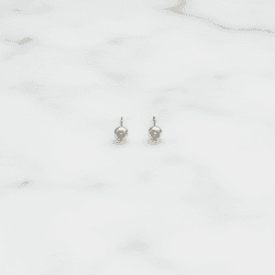 Brinco Ponto de Luz Esférico Banhad... - Livia Domênico Semijoias