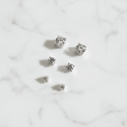 Trio de Brincos Ponto de Luz Banhad... - Livia Domênico Semijoias