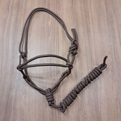Cabresto para Cavalo em Nylon Marrom c/ Cabo Sport... - LETÍCIA COUNTRY IMPORT'S