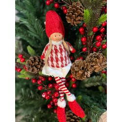 Boneca Menina Natal Sentada Xadrez Vermelho e Bran... - BARBIZAN DECORE