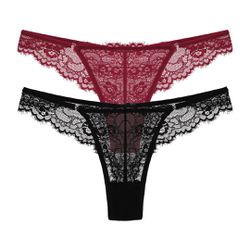 Kit com duas calcinhas fio.