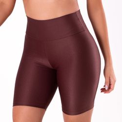 Short fitness em tecido acetinado