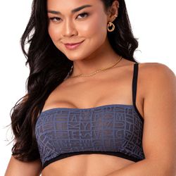 Conjunto top e calcinha fio.