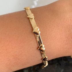Pulseira de malha com corações - P1925 - Lojas das Revendedoras