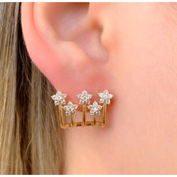 Brinco ear line com detalhe de flor - B149 - Lojas das Revendedoras