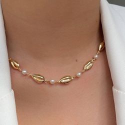 Chocker de búzios com perola - C1433 - Lojas das Revendedoras