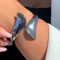 Bracelete bijoux minimalista - P61 - Lojas das Revendedoras