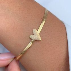 Pulseira de coração fosco - P3421 - Lojas das Revendedoras