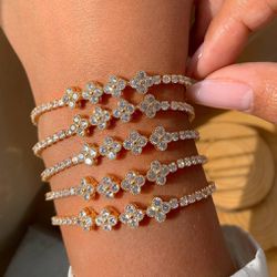 Pulseira de trevo trabalhada (cada) - P3437 - Lojas das Revendedoras