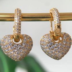 Brinco de argola com coração cravejado - B85342 - Lojas das Revendedoras