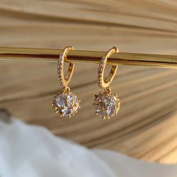  Brinco Argola Gota Cravejada - B85445 - Lojas das Revendedoras