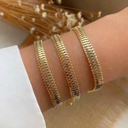 Pulseira na corrente malha (cada) - P235 - Lojas das Revendedoras