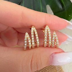 Brinco ear cuff cravejado - B85583 - Lojas das Revendedoras