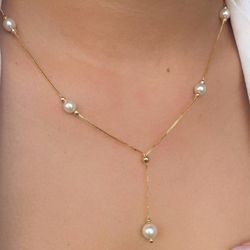 Colar de gravatinha de perolas esferas - C15770 - Lojas das Revendedoras