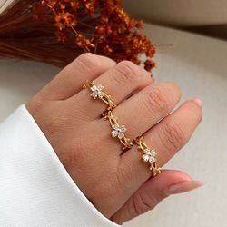 Anel de flor e galhos (CADA) - A9434 - Lojas das Revendedoras