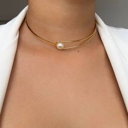 Chokers de aro com perola - C15763 - Lojas das Revendedoras