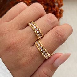 Anel vazado com zircônias (CADA) - A9438 - Lojas das Revendedoras