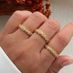 Anel de coração trabalhado na micro zircônia (cada... - Lojas das Revendedoras