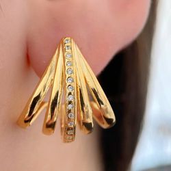 Brinco Ear Hook Liso Com Detalhe cravejado - B5558 - Lojas das Revendedoras