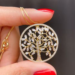 Colar Com Pingente Arvore Da Vida Cravejada - C558 - Lojas das Revendedoras