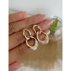 Brinco Vazado com Detalhes Cravejados - B9602 - Lojas das Revendedoras