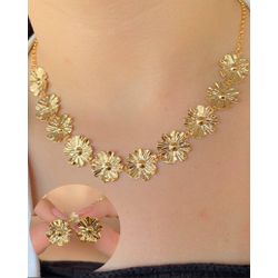 Conjunto de flor trabalhado - CON372 - Lojas das Revendedoras